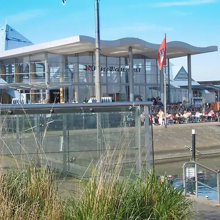 Zeltdachhaus Mit Parkplatz Vor Der Haustuer - W-lan 펜션