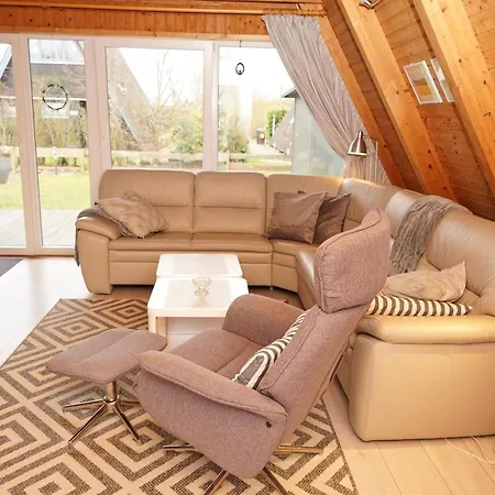 펜션 Zeltdachhaus Mit Parkplatz Vor Der Haustuer - W-lan 담프