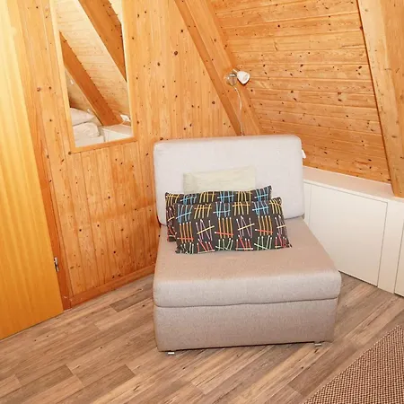 Zeltdachhaus Mit Parkplatz Vor Der Haustuer - W-lan Tatil Evi