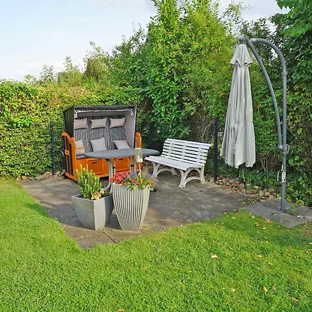 Zeltdachhaus Mit Parkplatz Vor Der Haustuer - W-lan *