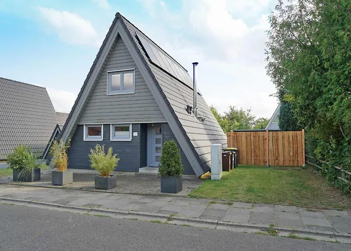 Semesterbostad Zeltdachhaus Mit Parkplatz Vor Der Haustuer - W-lan